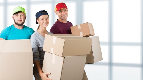 Removal company service in Notting Hill with home moving support