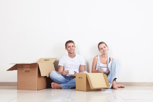 Moving team preparing household belongings for relocation in Nottinghill
