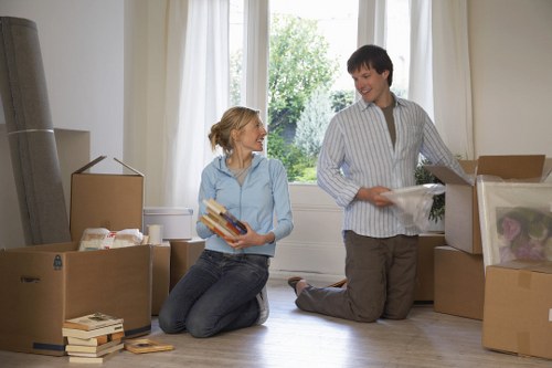 Student move support for flats and shared accommodation near Notting Hill