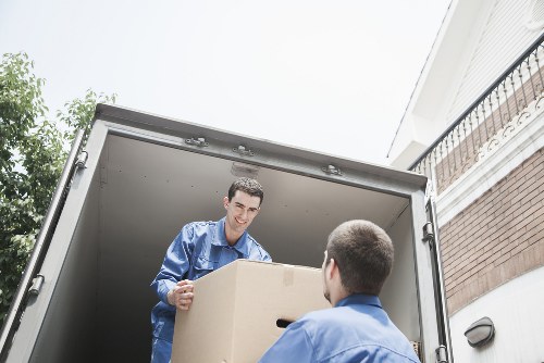 Local removal truck hire service helping with a flat move in Notting Hill