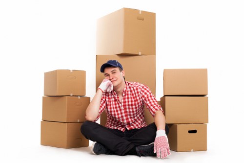 Local removals team navigating Nottinghill streets